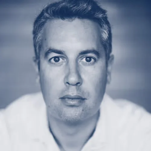 Simon Lynch